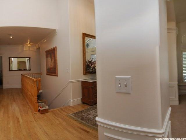 563 E Spruce Glen Rd S, Murray, UT 84107 — photo 4