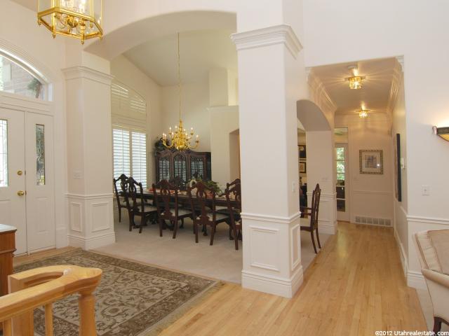 563 E Spruce Glen Rd S, Murray, UT 84107 — photo 6
