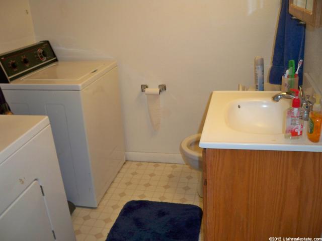 7093 S Terrell Cir, Midvale, UT 84047 — photo 9