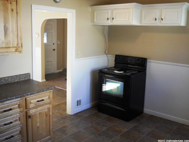 307 N 400 W, Logan, UT 84321 — photo 9