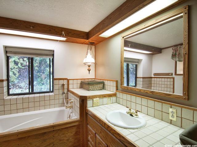 3575 E Viking Dr, Eden, UT 84310 — photo 12