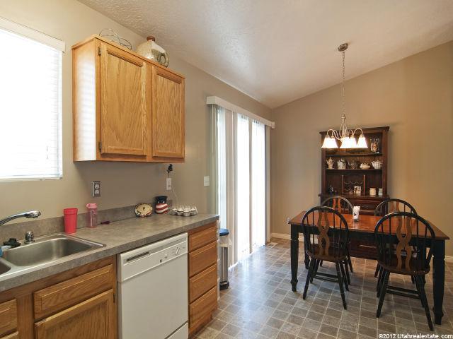 428 W Meadow Brook Dr S, Ogden, UT 84404 — photo 8