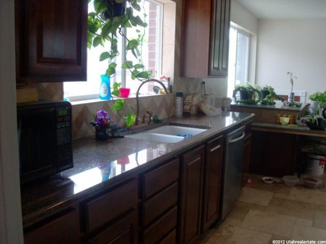 814 S Canyon Rd E, Ogden, UT 84404 — photo 2