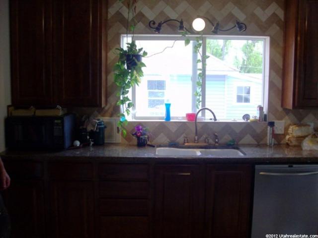814 S Canyon Rd E, Ogden, UT 84404 — photo 3