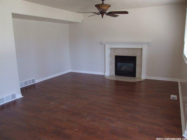 1359 W Parkside Ln, Layton, UT 84041 — photo 4
