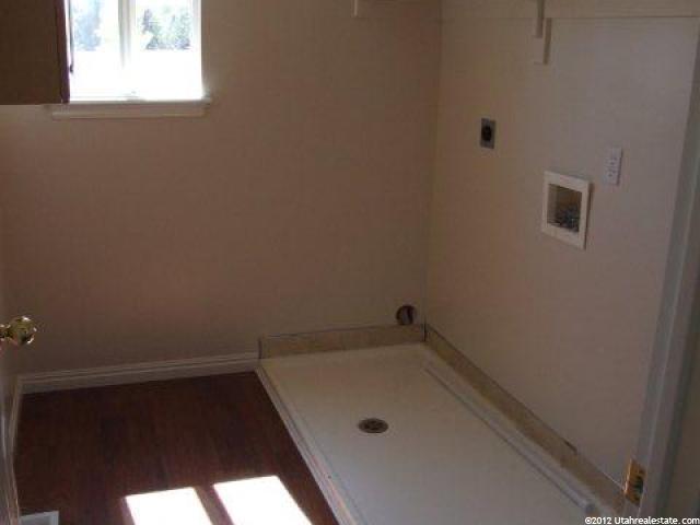 1359 W Parkside Ln, Layton, UT 84041 — photo 9