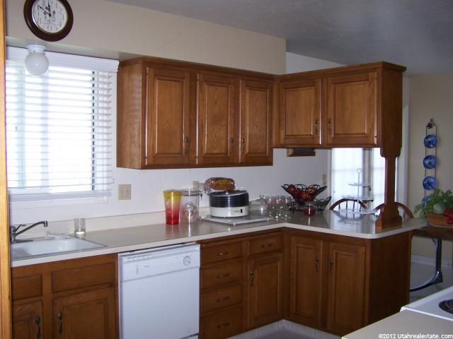 3160 S 400 E, Bountiful, UT 84010 — photo 8