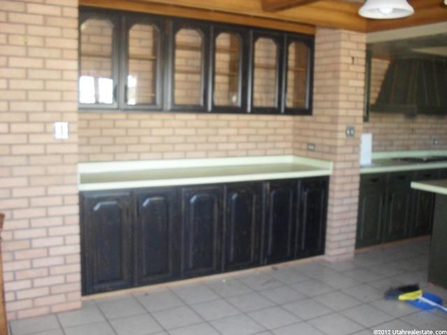 1021 N 2000 W, Clinton, UT 84015 — photo 3