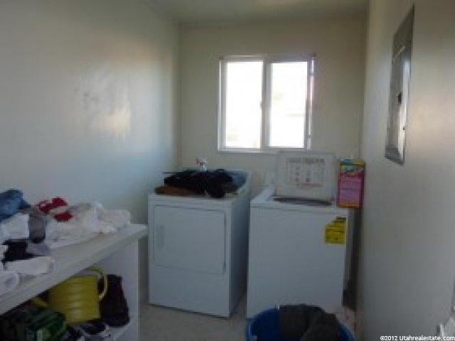 964 N 575 W, Clinton, UT 84015 — photo 12
