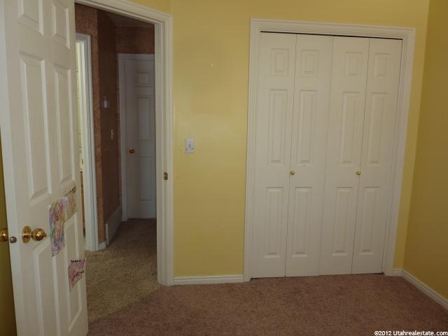 964 N 575 W, Clinton, UT 84015 — photo 7