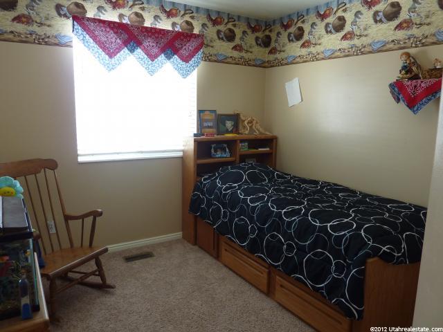 964 N 575 W, Clinton, UT 84015 — photo 10