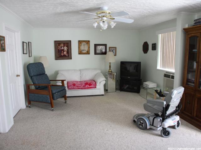 421 E 6270 S, Murray, UT 84107 — photo 2