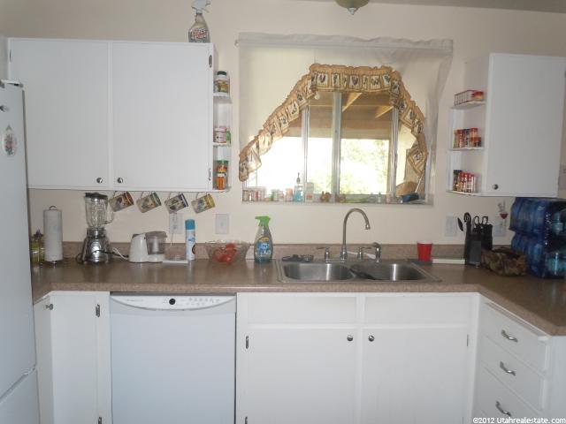 343 E Main St N, Grantsville, UT 84029 — photo 4