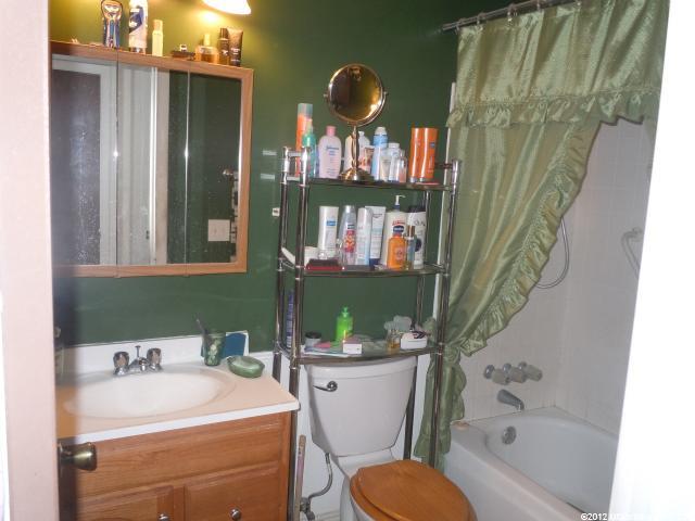 343 E Main St N, Grantsville, UT 84029 — photo 8