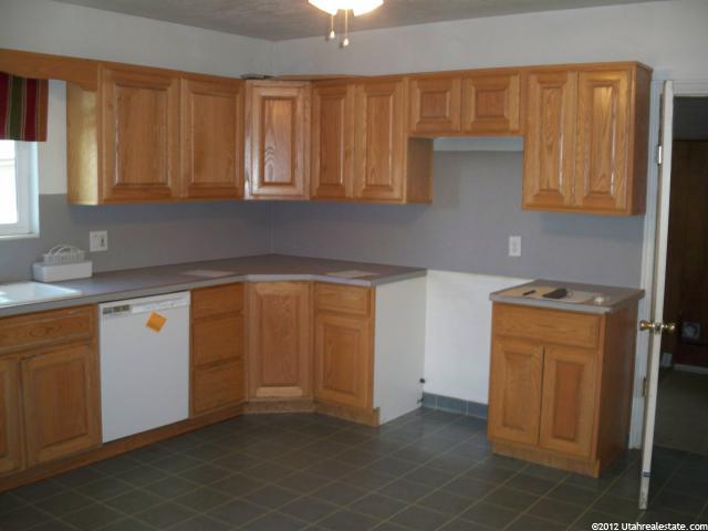 1486 W 2700 S, Syracuse, UT 84075 — photo 3