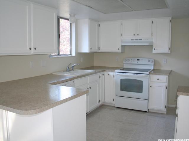 1225 W 725 N, Clinton, UT 84015 — photo 4