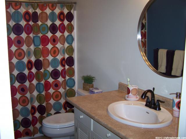156 W 1875 N, North Ogden, UT 84414 — photo 10
