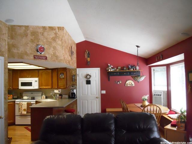 2720 E Kayscreek Dr N, Layton, UT 84040 — photo 10
