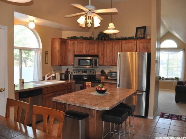 262 W 1850 N, Layton, UT 84041 — photo 5