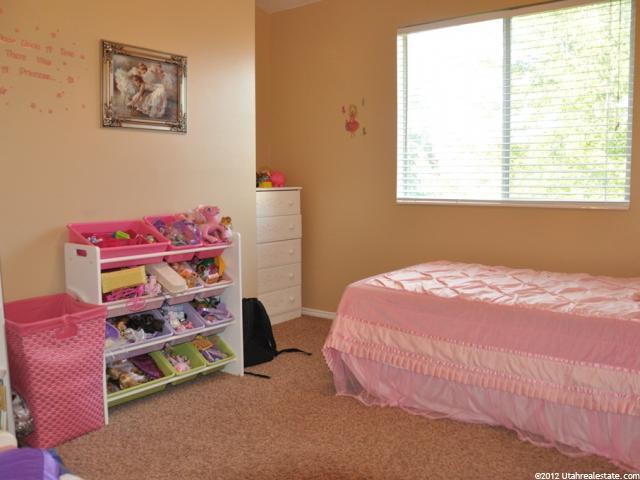 262 W 1850 N, Layton, UT 84041 — photo 10