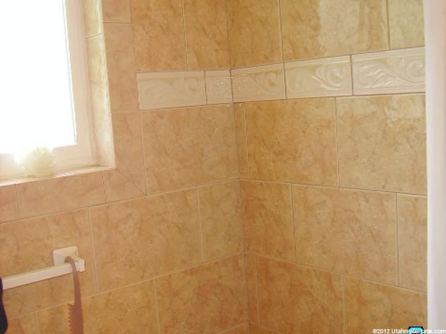 346 E 1700 S, Bountiful, UT 84010 — photo 7