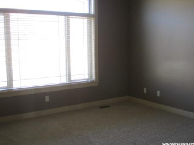 631 S 450 E, Hyde Park, UT 84318 — photo 7