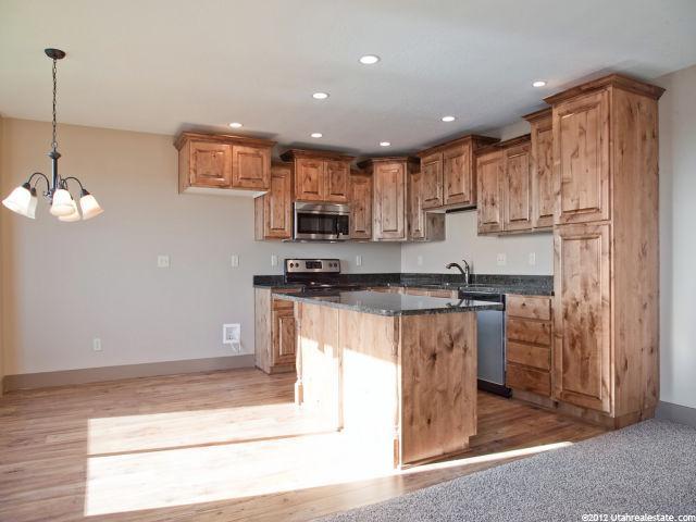 2027 S Tyler View Ln E, Ogden, UT 84401 — photo 4