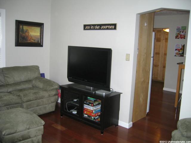 8710 S Center E, Sandy, UT 84070 — photo 2