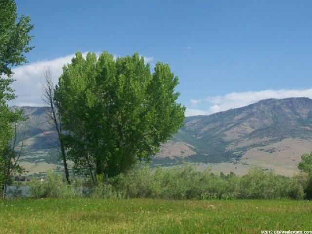 335 N 6800 E, Huntsville, UT 84317 — photo 2