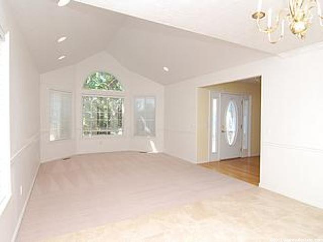 723 Deer View Cir, Fruit Heights, UT 84037 — photo 2