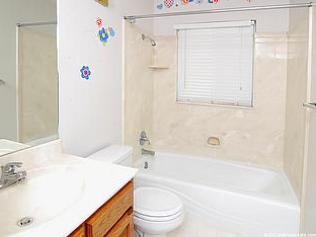 723 Deer View Cir, Fruit Heights, UT 84037 — photo 9
