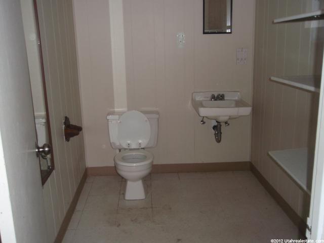 1411 E 335 S, Vernal, UT 84078 — photo 10