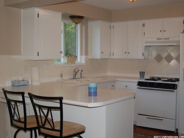 8377 S 1370 E, Sandy, UT 84093 — photo 3