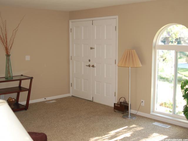 8377 S 1370 E, Sandy, UT 84093 — photo 5