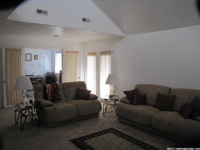 360 Downs Dr, Ogden, UT 84404 — photo 3