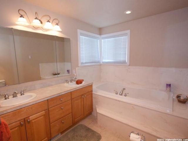 1890 N 2500 W, Farr West, UT 84404 — photo 8