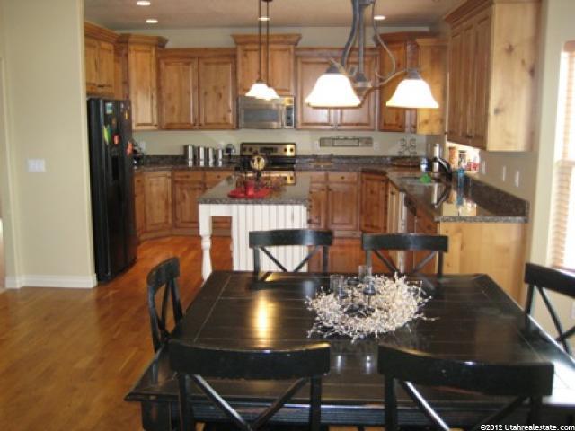 794 S 700 W, Layton, UT 84041 — photo 5
