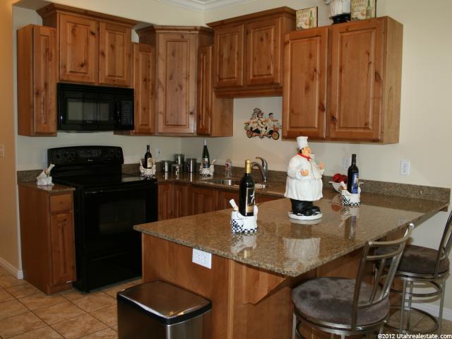4264 S 1400 E, Holladay, UT 84124 — photo 10