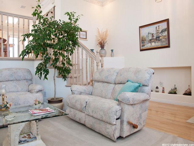 1121 E Castle Rock Rd, Sandy, UT 84094 — photo 2