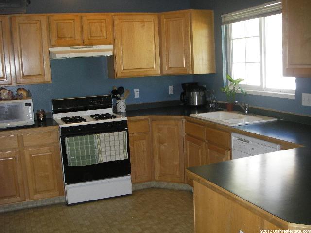 490 N 400 E, Springville, UT 84663 — photo 2