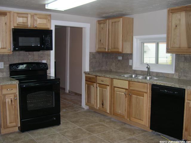 530 E 37th St S, South Ogden, UT 84403 — photo 5