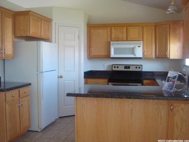 1073 S 3925 W, Syracuse, UT 84075 — photo 2