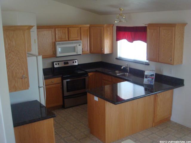 1073 S 3925 W, Syracuse, UT 84075 — photo 3