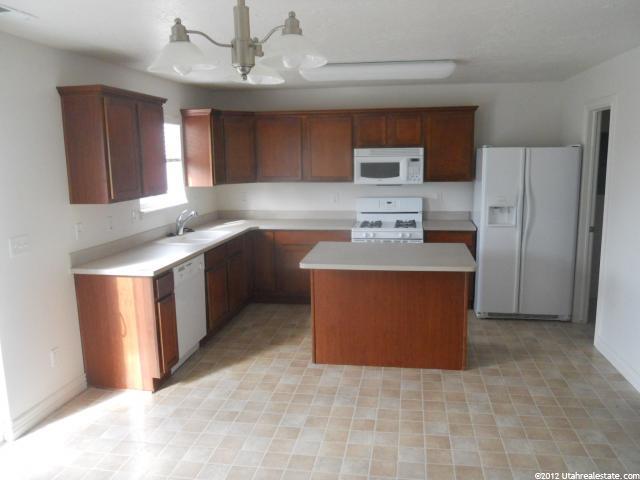 977 W 200 S, Springville, UT 84663 — photo 2