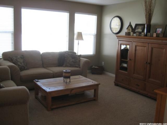 223 E 2325 S, Clearfield, UT 84015 — photo 6