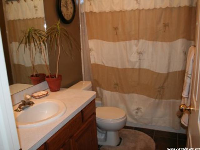 2566 W 600 N, West Point, UT 84015 — photo 8