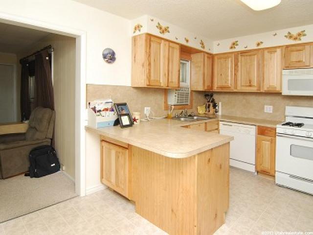 715 Cowley Dr, Layton, UT 84041 — photo 3