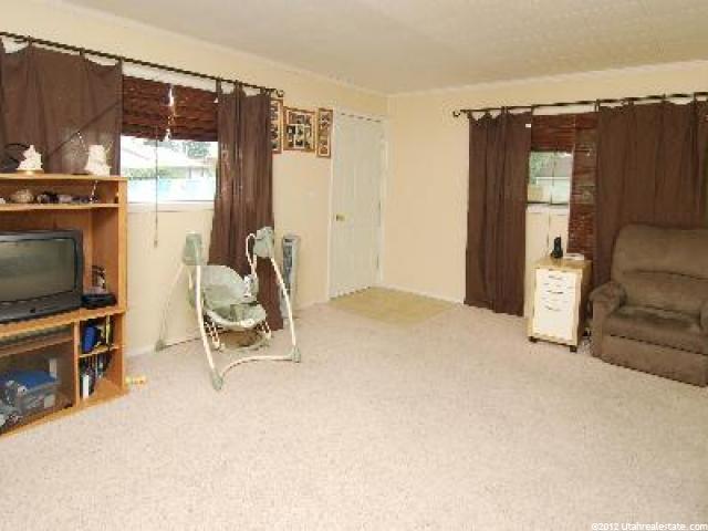 715 Cowley Dr, Layton, UT 84041 — photo 7