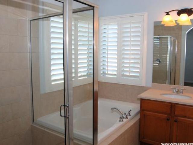 4469 S 3375 W, West Haven, UT 84401 — photo 9