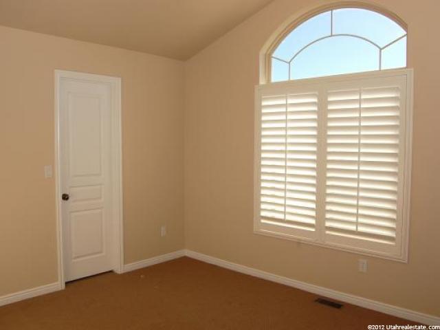 4469 S 3375 W, West Haven, UT 84401 — photo 10